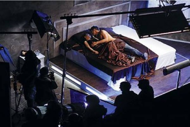 Savcılar, Hollanda&rsquo;da Bir Kilisede Porno Film Çeken Yapımcılara Dava Açılmasını Reddetti