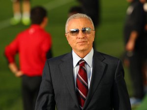 Galatasaray Eski Başkanı Aysal, Kulüp Satın Alıyor