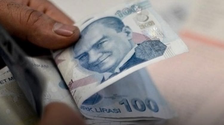 Staj yapan anneye erken emeklilik