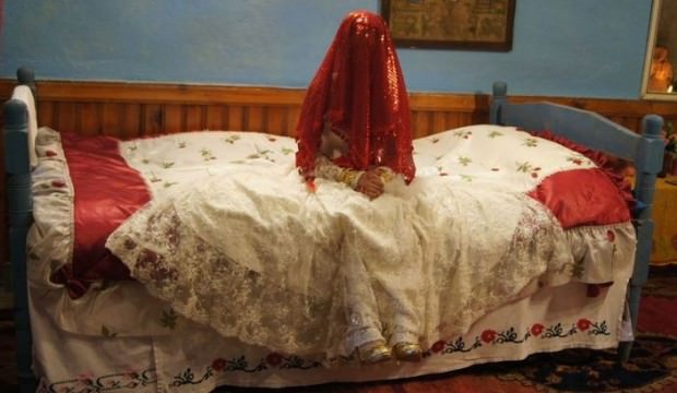 155&rsquo;e şok ihbar! Çocuk gelin düğünden kurtarıldı