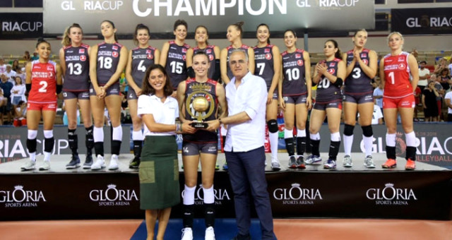 A Milli Kadın Voleybol Takımı Gloria Cup&rsquo;da Şampiyon Oldu