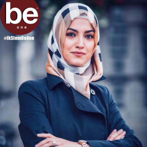 Ayse Unan Turk Vatandaslarin sorununu cözmek  icin Hepinizi BE ONE Partisine bekliyorum dedi