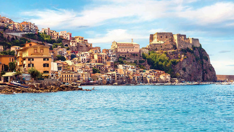 1 Euro&rsquo;ya Sicilya’da ev