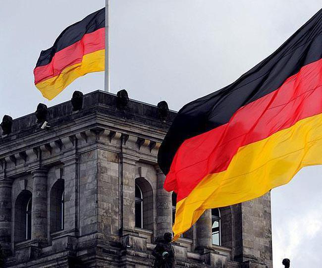 Almanya’daki başörtüsü yasağı Avrupa Adalet Divanı’na sevk edildi
