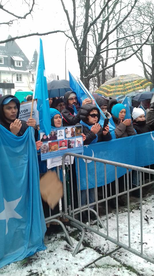 Doğu Türkistan Zulmü Brüksel&rsquo;de Protesto Edildi