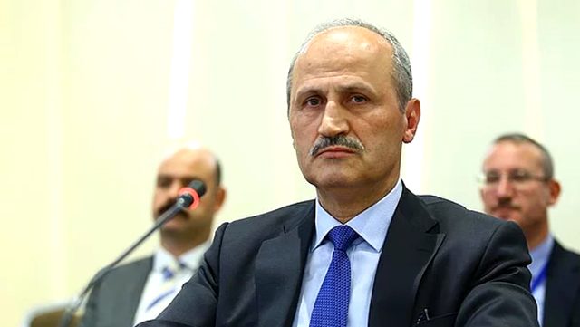 Ulaştırma ve Altyapı Bakanı Mehmet Cahit Turhan, Cumhurbaşkanlığı kararı ile görevden alındı