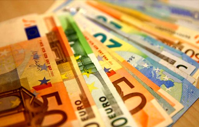 AP, 3 milyar euroluk tedbirleri onayladı