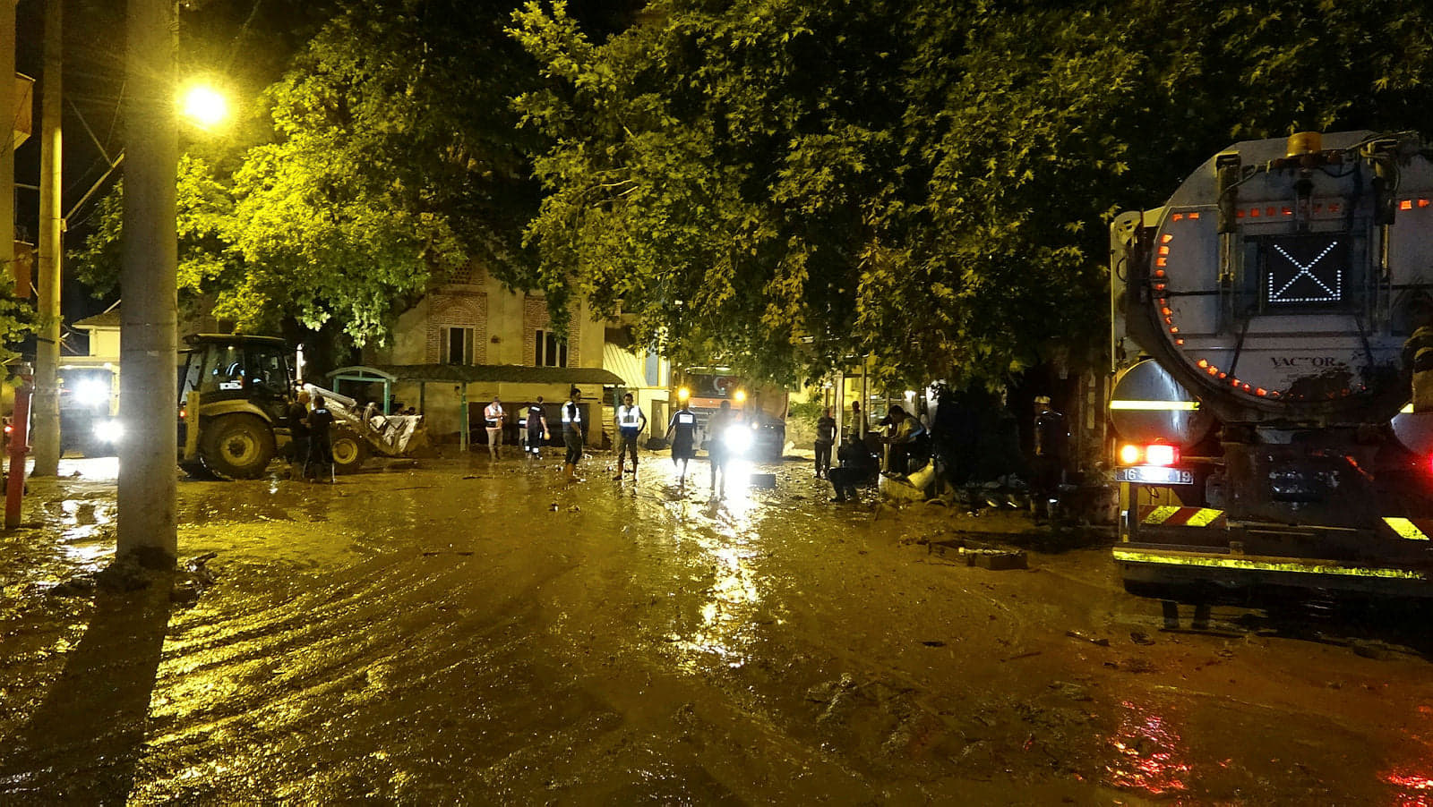 Bursa&rsquo;daki sel felaketinden acı haberler art arda geldi!