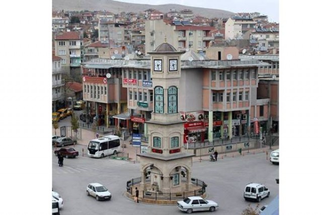 Emirdağ&rsquo;da 3 kiside korona virüsü tesbit edildi.