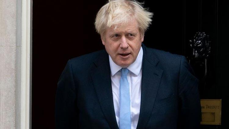 İngiltere Başbakanı Boris Johnson, 8 Mart&rsquo;tan itibaren ülkesinin dört aşamadan oluşan normalleşme yol haritasını açıkladı.