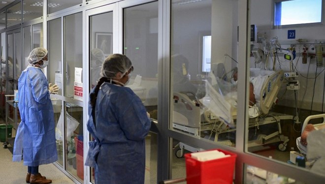 Almanya’da yoğun bakım servisleri alarm veriyor