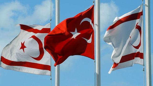 Türkiye&rsquo;den KKTC&rsquo;ye gidişlerde eski tip kimlik kartları kullanılamayacak