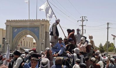 Afganistan  Taliban’ın kontrolüne geçti