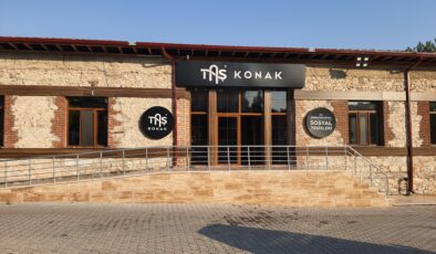 EMİRDAĞ İLÇESİNE ‘TAŞKONAK SOSYAL TESİSLERİ’ AÇILDI