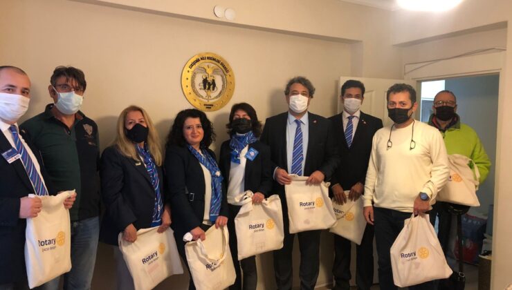 Eskişehir’de Rotary Kulübleri’nin ‘İlk Saran Biz Olalım’ projesi kapsamında dağıttıkları yardımlar ilgi gördü