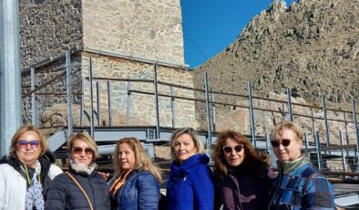 İlçeleri Tanıtıyoruz’ projesi kapsamında Sivrihisar’ın tarihi yerlerine gezi