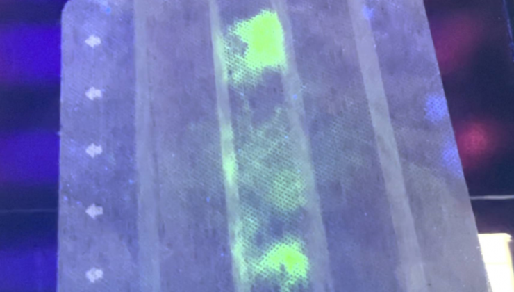 Bilim adamları, Covid-19 ile temas halinde parlayan bir maske icat etti