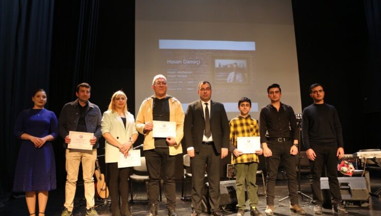 Eskişehir’de ‘Demir Mizrab’ isimli özgürlüğe uzanan sanat gösterimi yoğun ilgi gördü