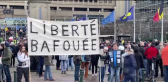 Belçika&rsquo;nın Başkenti Brüksel&rsquo;de « Zorunlu aşı » karşıtlarından protesto yürüyüşü yapıldı