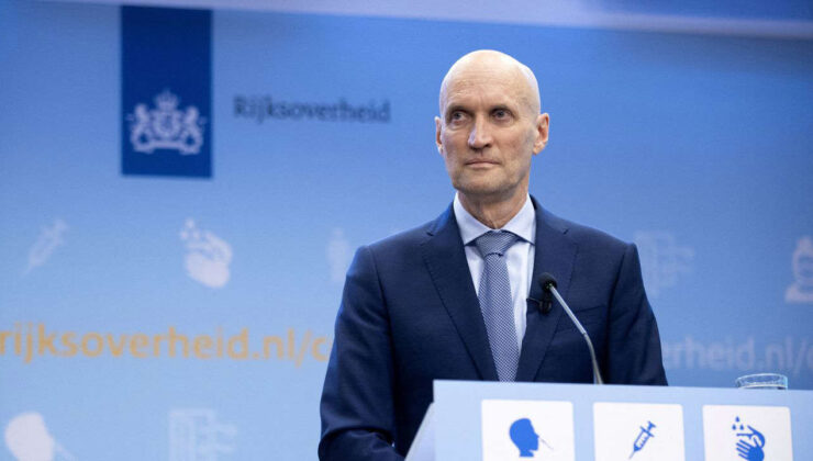 Hollanda önlemleri bırakıyor: korona geçişi, kapanış saatleri, uzaktan çalışma ve ağız maskeleri yavaş yavaş ortadan kalkıyor