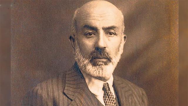 Vatan şairi Mehmet Akif Ersoy, İstiklal Marşı&rsquo;nın kabulünün 101. yılında anılıyor