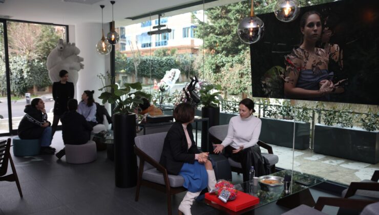 Decollage Art Space ile Caddebostan’da  Sanat Dönemi Başlıyor!