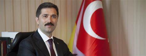 Yurt dışında yaşayan vatandaşlarımızın bilgilerini güvence altına almak için yeni düzenleme getirildi.