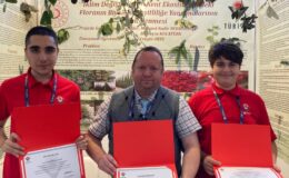 Eskişehir Fatih Fen Lisesi ‘Biyoçeşitlilik ve Ekosistemler’ Projeleriyle TÜBİTAK Türkiye Finaline Katıldılar