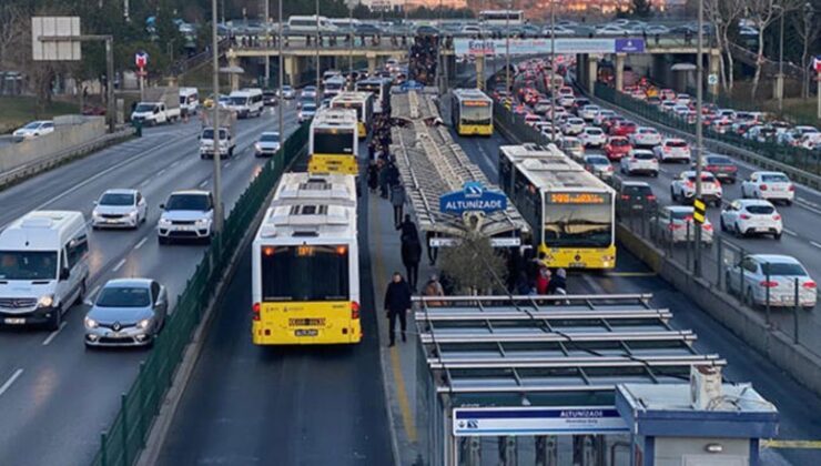 Turkiyede Toplu taşımada banka kartları kullanılabilecek