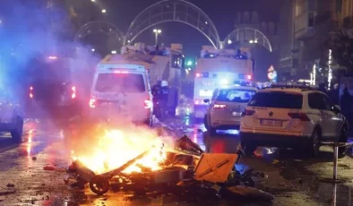 Fas galibiyeti sonrası Belçika sokakları karıştı! Brüksel’deki kutlamalarda olaylar çıktı