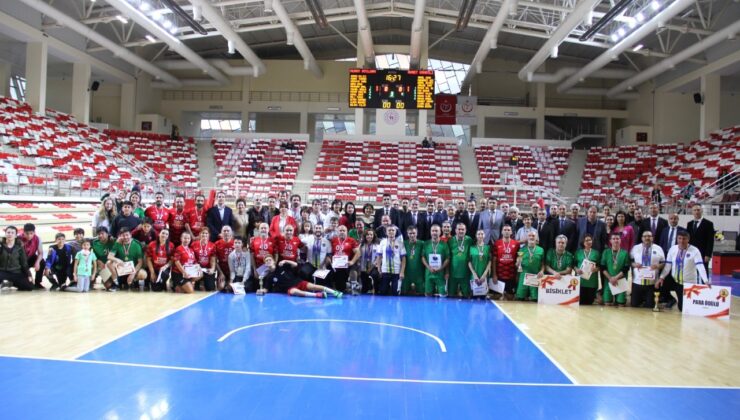 Öğretmenler Günü Voleybol Turnuvası’ tamamlandı
