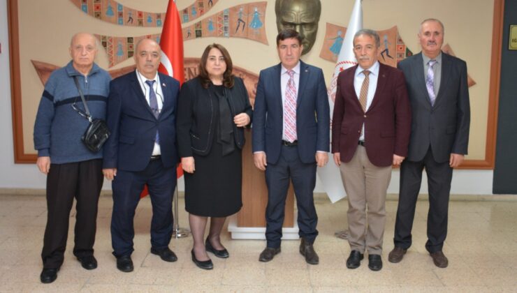 Eskişehir Kızılelma Turan Derneği’nden Eskişehir İl Milli Eğitim Müdürü’nü ziyaret