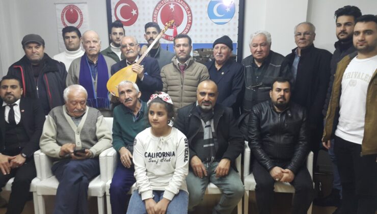 Eskişehir’de yaşayan Irak Türkleri’nin şiir ve türkü dinletisi ilgi gördü
