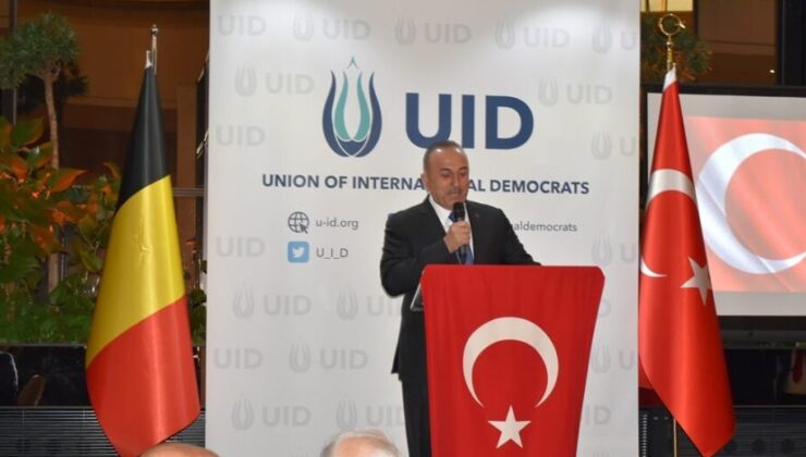 Çavuşoğlu, NATO Dışişleri Bakanları Toplantısı için bulunduğu Brüksel’de, Uluslararası Demokratlar Birliği (UID) tarafından düzenlenen iftar programına katıldı