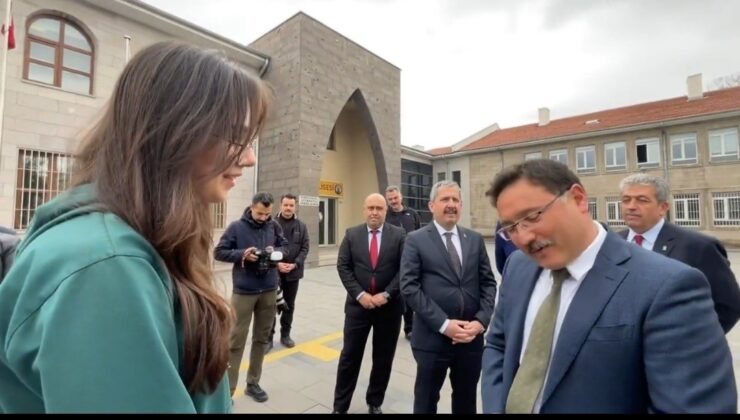 ELBİSTANLI GENCİN VALİ ÇİÇEK’E TEŞEKKÜRÜ DUYGULANDIRDI