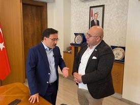 VALİ ÇİÇEK DEPREM BÖLGELERİNDE UNUTAMADIKLARINI ANLATTI