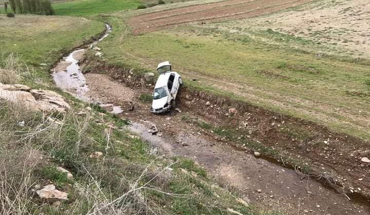 Emirdag ve Bolvadin Arasi Kutlu köyü Mevkinde Trafik kazasi 1 kisi hayatini kaybetti