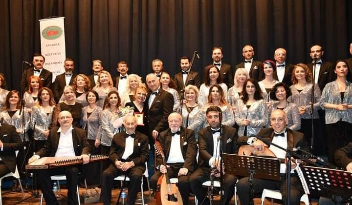 Eskişehir’de Türk Sanat Müziği Korosu ‘sezon sonu konseri’ yoğun ilgi gördü