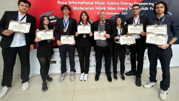 Eskişehir Fatih fen Lisesi, projeleri ile dünya birincisi olarak Eskişehir’i gururlandırdılar