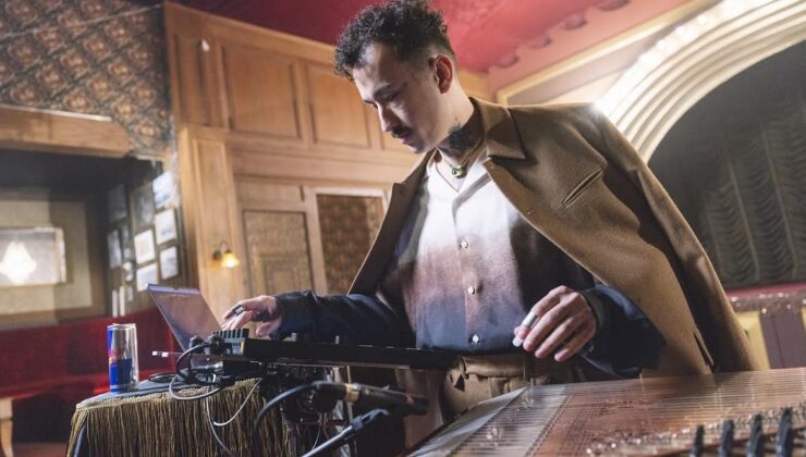 Red Bull 60 Seconds’un Birinci Sezon Son Bölümü Bilge Kağan Etil’in Kanun Performansıyla Yayında!