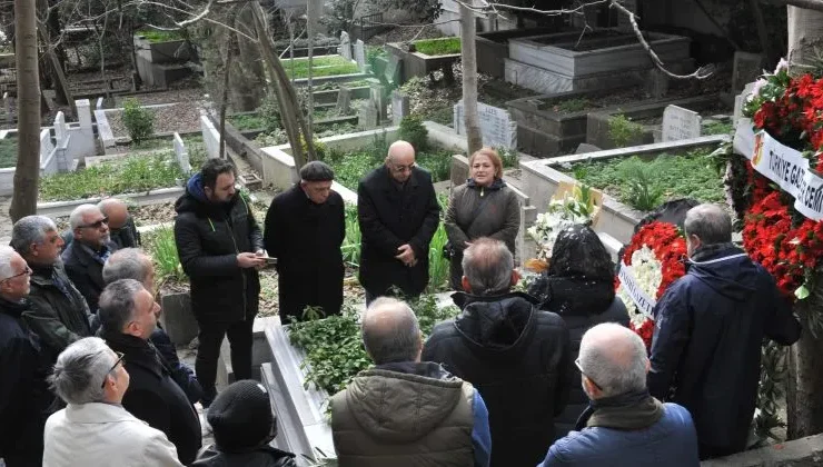 TÜRK MEDYASININ 23 YIL ÖNCE KAYBETTİĞİ NEZİH DEMİRKENT SAYGIYLA ANILDI