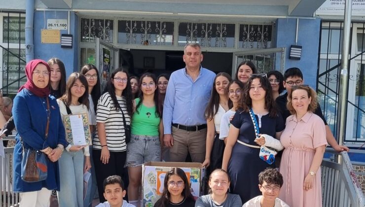 Eskişehir Mehmet Gedik Ortaokulu öğrencilerinden ‘Kâğıdın Yolculuğu’ adlı ‘eTwinning’ projesi yoğun ilgi gördü