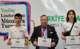 Eskişehir Fatih Fen Lisesi, ‘Yeşilay Türkiye Münazara Şampiyonası’ finalinde Eskişehir’i başarıyla temsil etti