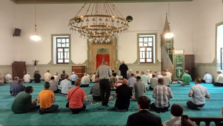 Eskisehirde tüm sehitler icin Kurani Kerim okundu