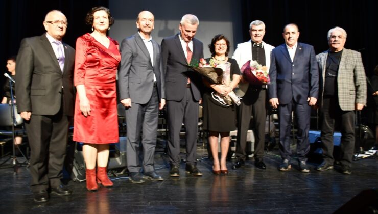 Eskişehir’de ‘Türk Halk Müziği Deyişler Konseri’ yoğun ilgi gördü