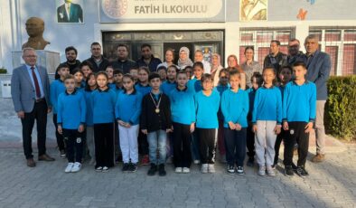 Emirdağ Fatih İlkokulu ‘Matematik Olimpiyatları’nda altın madalya kazandı
