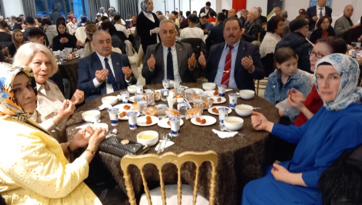Eskişehir’de şehit aileleri ve gaziler geleneksel iftar yemeğinde buluştular