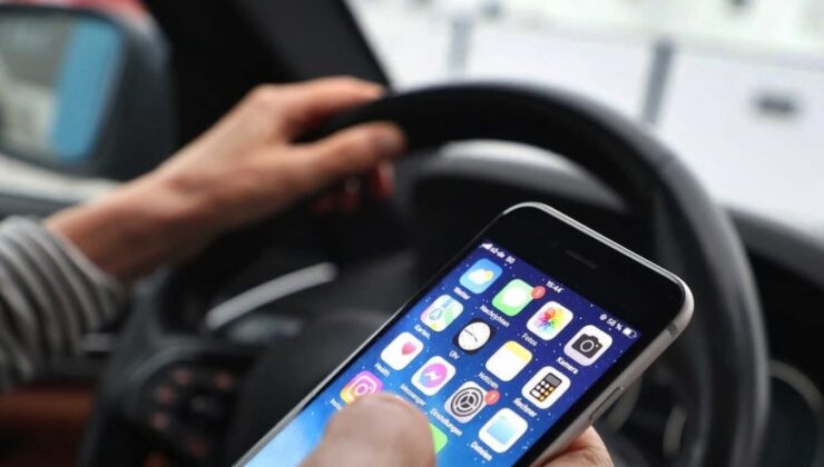 Belçika&rsquo;da Direksiyon Başında Cep Telefonu ve Alkollü Araç Kullanan Sürücülerin Ehliyetlerini Kaybedebilecekler