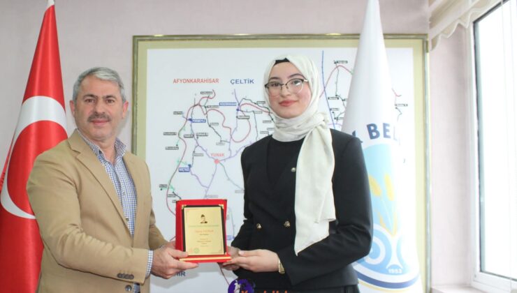 YUNAKLI YAĞMUR ZÜLFİKAR TÜRKİYE GENELİNDE 149 KİŞİ ARASINDAN TÜRKİYE BİRİNCİSİ OLDU