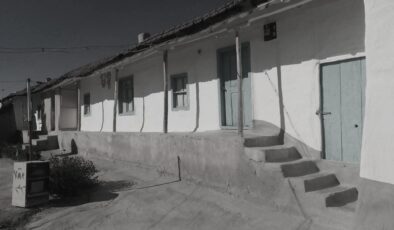 EMİRDAG  CAMİLİ KÖYÜ&rsquo;NDE GEÇMİŞTE CAMİLİ&rsquo;DE    MUHACİR EVLERİ